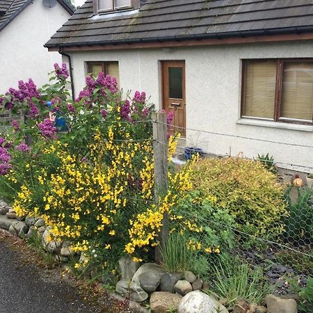 9 Kirk Road Bed and Breakfast Cromdale Exterior foto